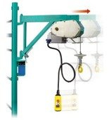 Wciągarka linowa budowlana z przedłużanym wysięgnikiem + kaseta sterownicza na kablu 30m (udźwig: 200 kg, wysokość podnoszenia: 30 m) 05668343