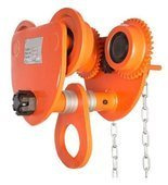 Wózek jezdny ręczny z napędem łancuchowym (udźwig: 3 T, wysokość podnoszenia: 6 m, belka dwuteowa: 110-145 mm) 85068224